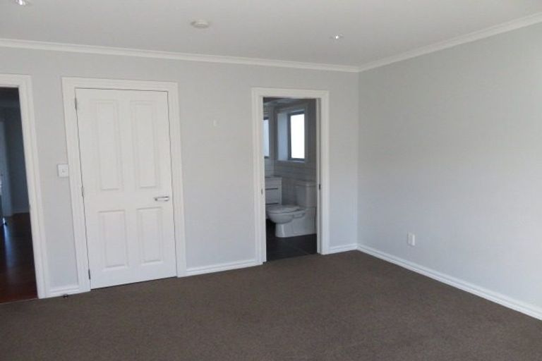 Photo of property in 2/231 The Terrace, Wellington Central, Wellington, 6011