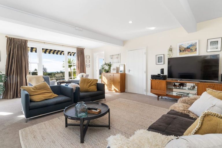 Photo of property in 40 Major Hornbrook Road, Mount Pleasant, Christchurch, 8081