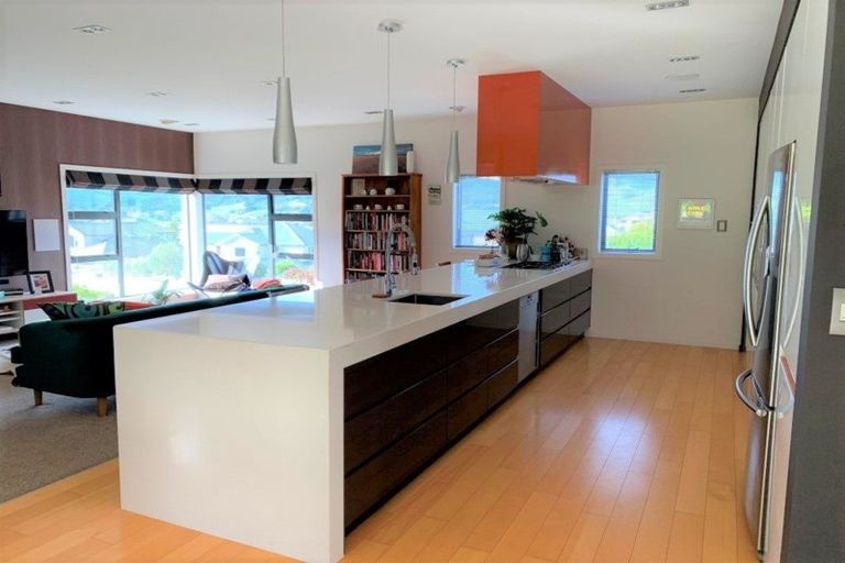 Photo of property in 52 The Masthead, Whitby, Porirua, 5024