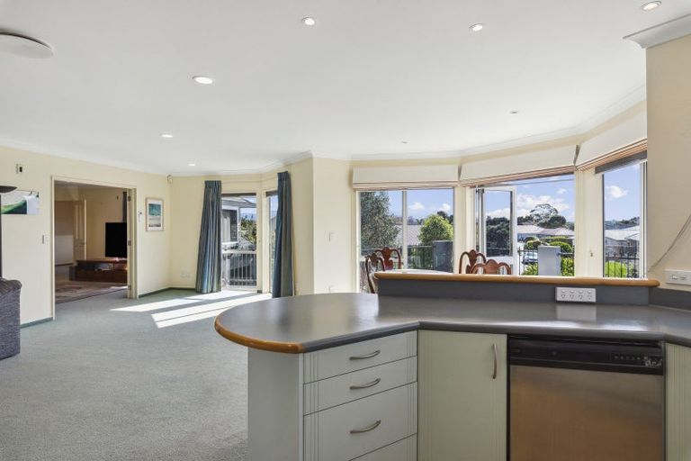 Photo of property in 111 Milne Drive, Paraparaumu, 5032