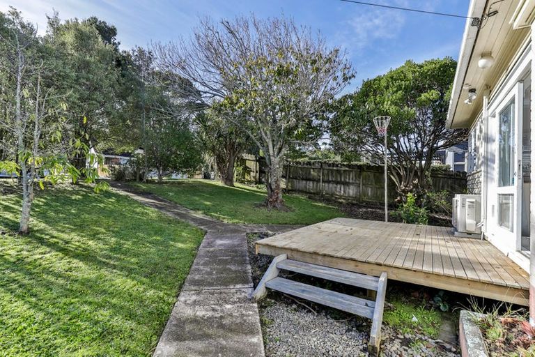 Photo of property in 17 Tyburnia Avenue, Mount Albert, Auckland, 1025