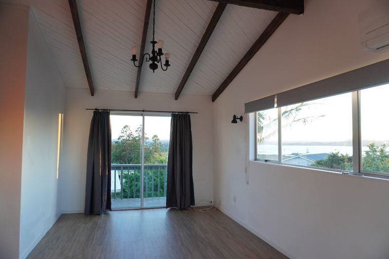 Photo of property in 18 Ross Street, Onerahi, Whangarei, 0110