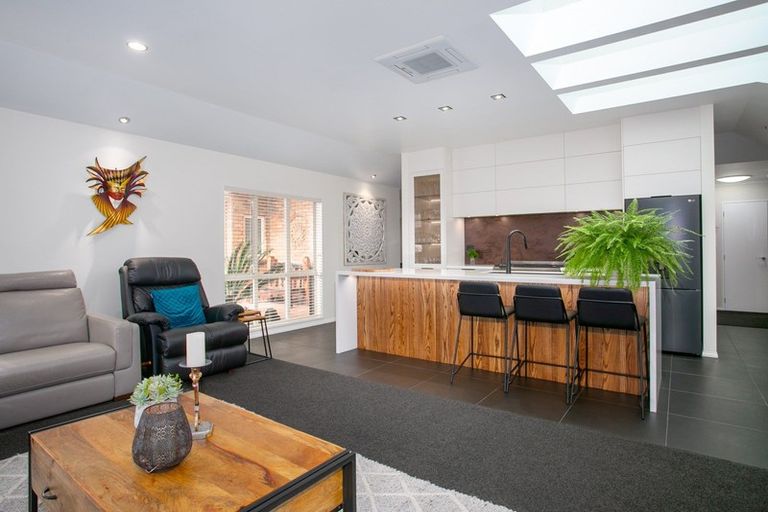 Photo of property in 41 Oaklands Drive, Cambridge, 3434