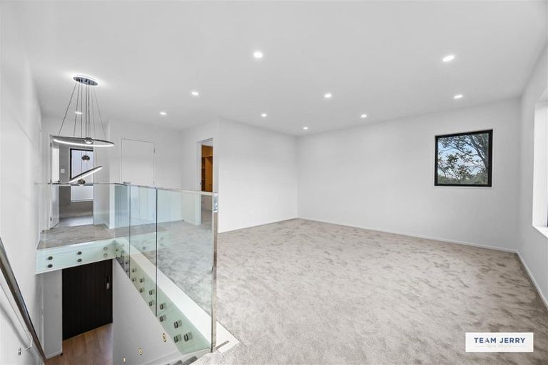 Photo of property in 339c Bucklands Beach Road, Bucklands Beach, Auckland, 2012