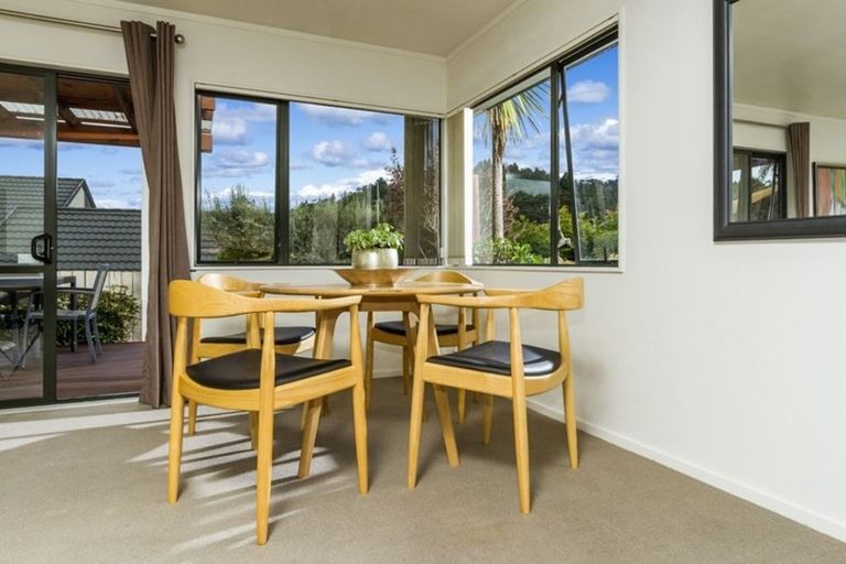Photo of property in 1/112 Seaview Road, Glenfield, Auckland, 0629