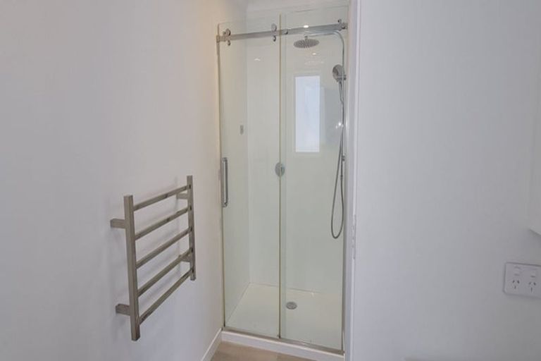 Photo of property in 16 Schooner Drive, Whitby, Porirua, 5024