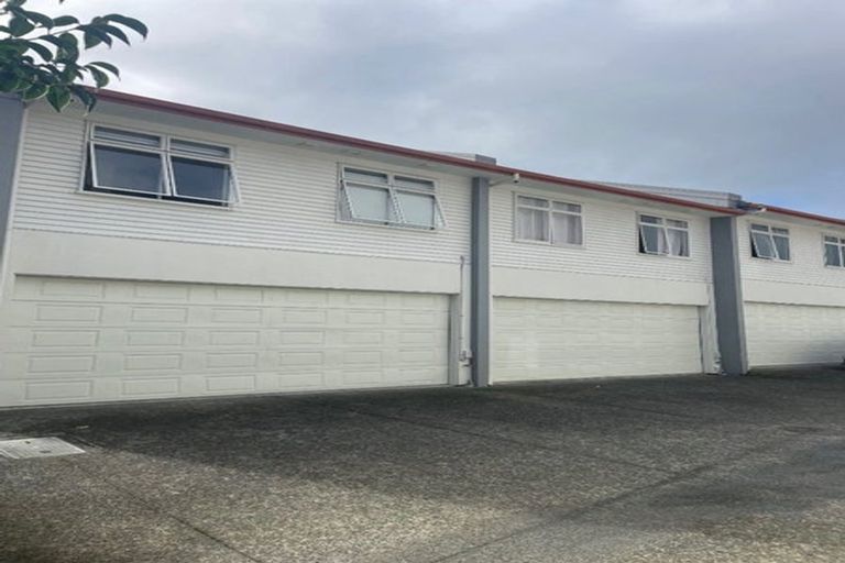 Photo of property in 12/44 Carlos Drive, Flat Bush, Auckland, 2016