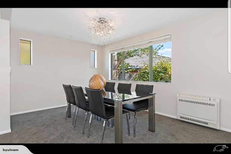 Photo of property in 6 Sealy Place, Bryndwr, Christchurch, 8053