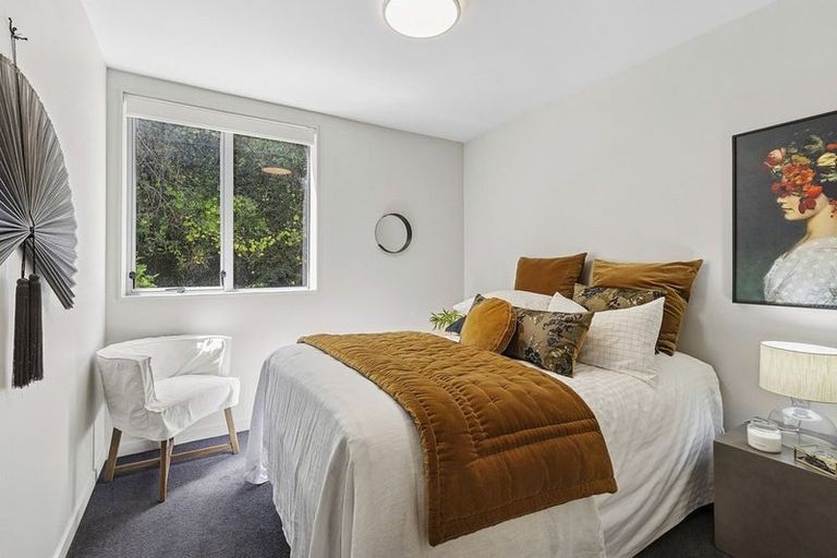Photo of property in Alto Apartments, 2a/22 Telford Terrace, Oriental Bay, Wellington, 6011