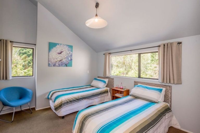 Photo of property in 38 Greenwood Boulevard, Otaki, 5512