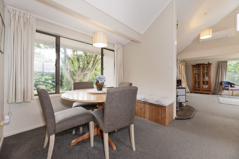 Photo of property in 4 Cyclarama Crescent, Massey, Auckland, 0614