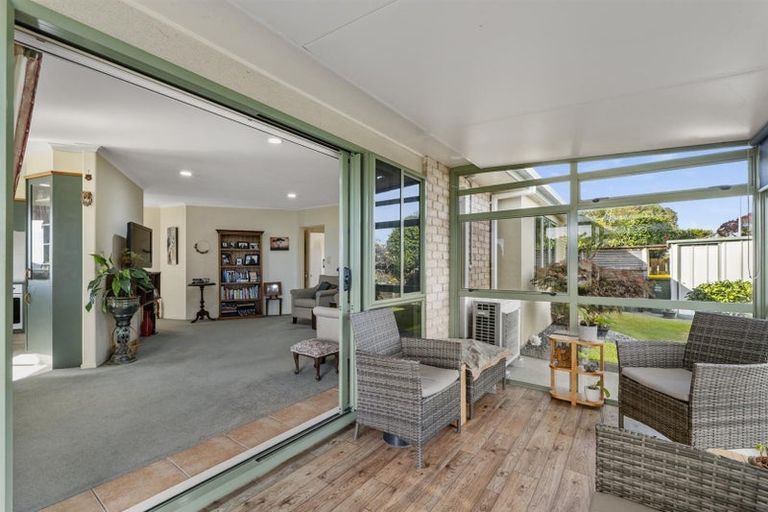 Photo of property in 16 Chaytor Street, Te Puke, 3119