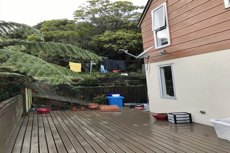 Photo of property in 15e Glen Road, Stokes Valley, Lower Hutt, 5019