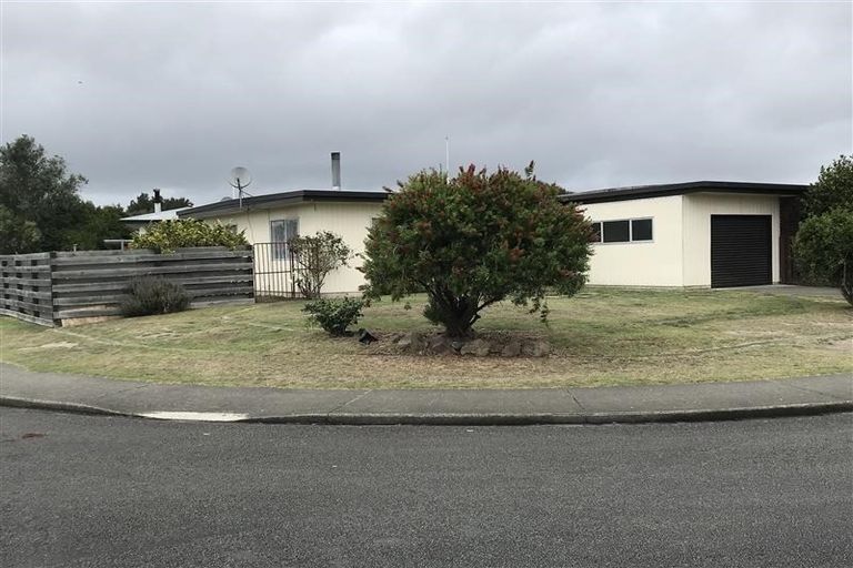 Photo of property in 1/31 Birkenhead Crescent, Flaxmere, Hastings, 4120