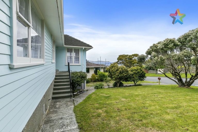 Photo of property in 40 Dowse Drive, Maungaraki, Lower Hutt, 5010