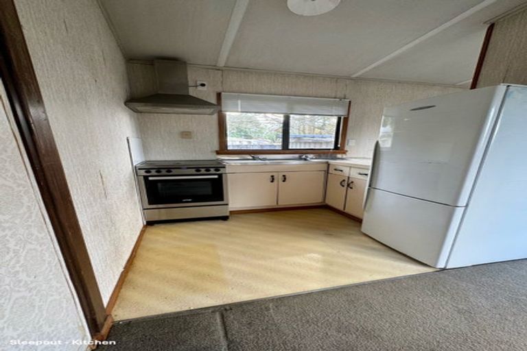 Photo of property in 43 Oakfield Crescent, Pukete, Hamilton, 3200