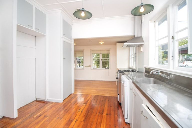 Photo of property in 161 Cambridge Road, Hillcrest, Hamilton, 3216