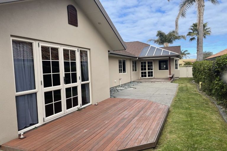Photo of property in 33 Sorrento Key, Papamoa Beach, Papamoa, 3118