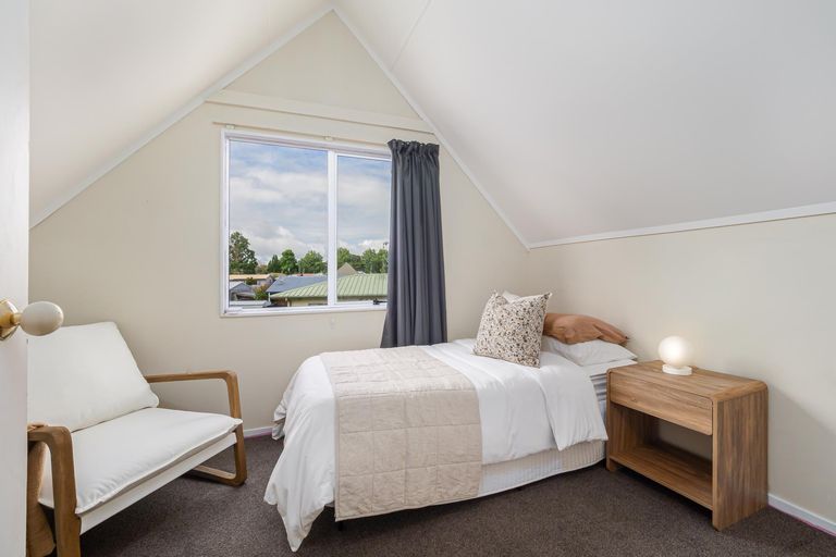 Photo of property in 139 Burns Street, Leamington, Cambridge, 3432