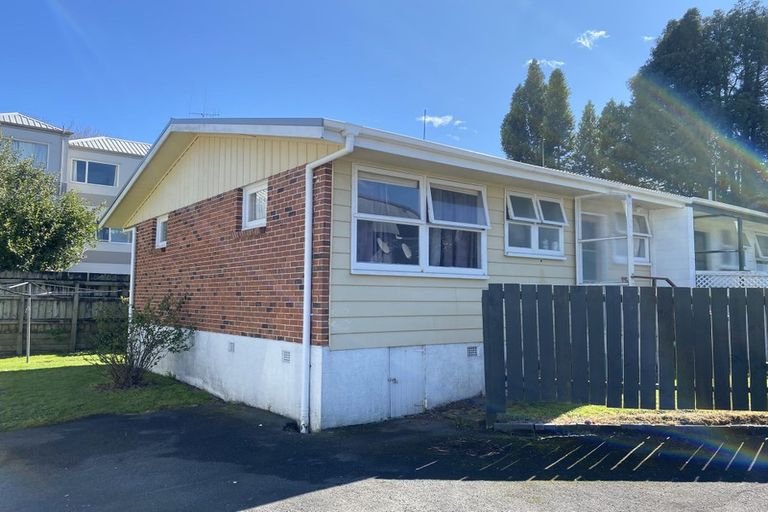 Photo of property in 3/27 Opoia Road, Hamilton East, Hamilton, 3216