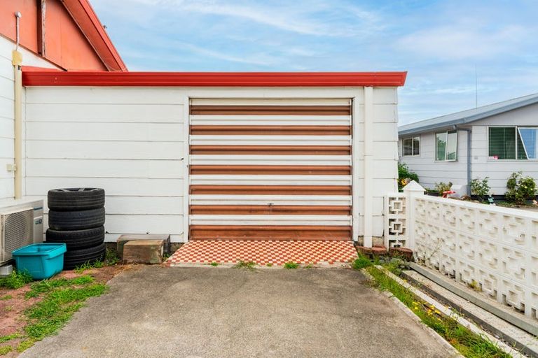 Photo of property in 14 Brightwell Place, Nawton, Hamilton, 3200