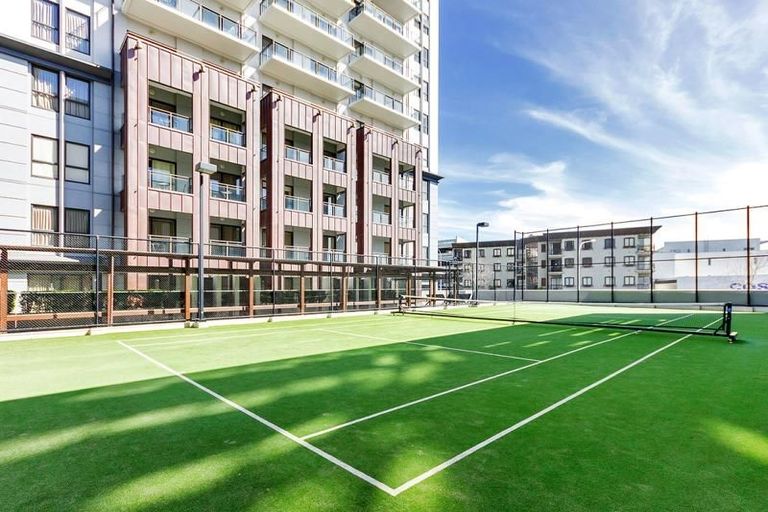 Photo of property in The Heritage Hotel Apartments, 802/35 Hobson Street, Auckland Central, Auckland, 1010