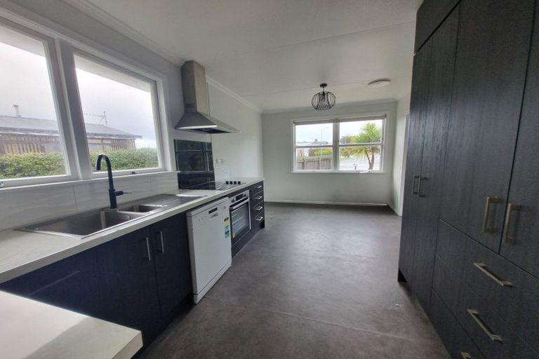 Photo of property in 10 Fuchsia Avenue, Pukete, Hamilton, 3200