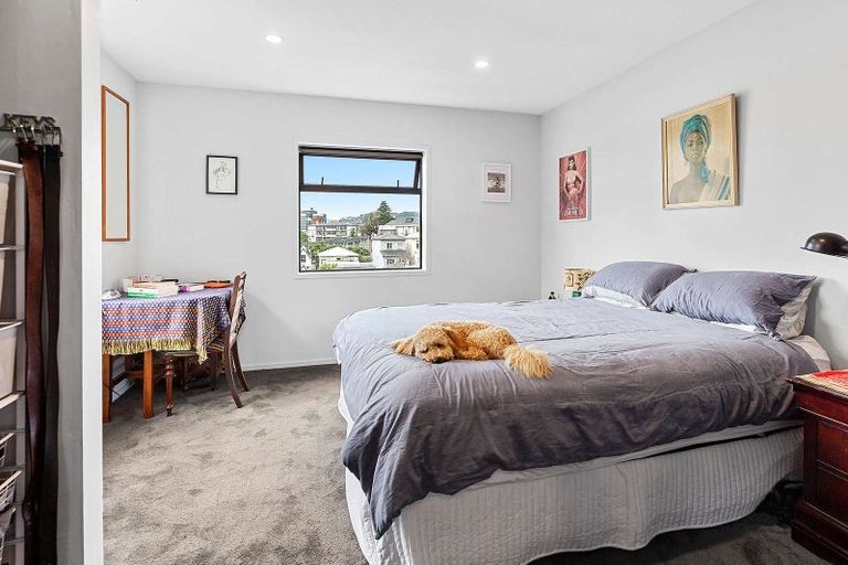 Photo of property in 163 Grant Road, Thorndon, Wellington, 6011