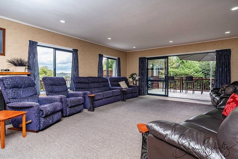 Photo of property in 1884 Paparoa Valley Road, Paparoa, 0571