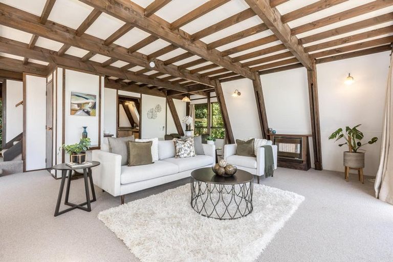 Photo of property in 15 Leeward Drive, Whitby, Porirua, 5024