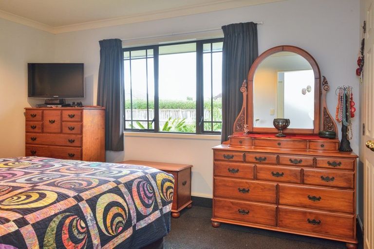 Photo of property in 13 Margaret Place, Lytton West, Gisborne, 4010