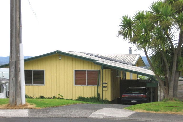 Photo of property in 35 Sea Vista Avenue, Beach Haven, Auckland, 0626