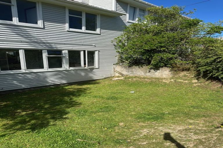 Photo of property in 161-165 Bedford Street, Cannons Creek, Porirua, 5024