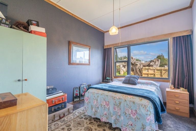 Photo of property in 9 Derby Street, Wairio, Otautau, 9689