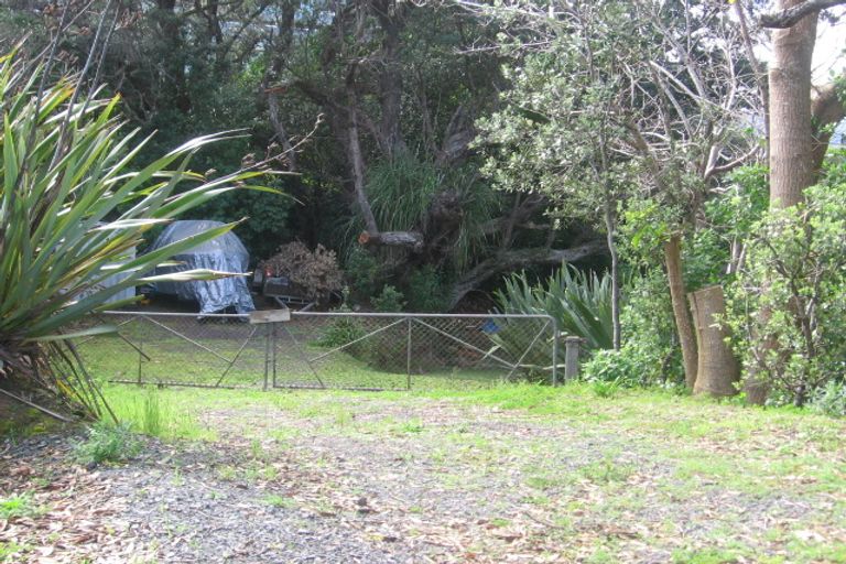 Photo of property in 1665 Wyuna Bay Road, Wyuna Bay, Coromandel, 3581