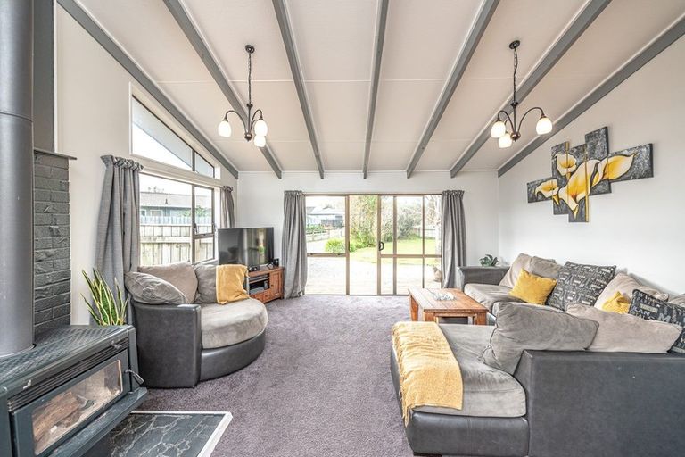 Photo of property in 20 Pukepapa Road, Marton, 4710