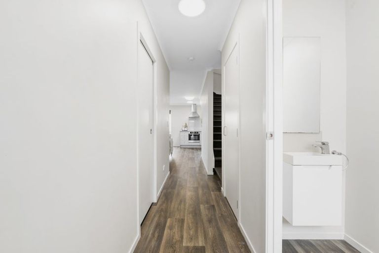 Photo of property in 25 Chiefs Court, Hamilton East, Hamilton, 3216