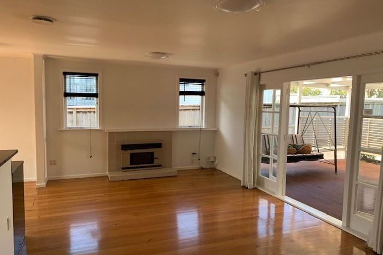 Photo of property in 214 West Tamaki Road, Glen Innes, Auckland, 1072