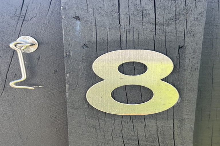 Photo of property in 8 Wainamu Road, Raglan, 3297