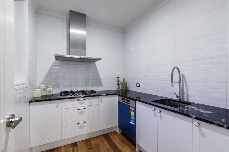 Photo of property in 9 Caldwell Place, Pinehill, Auckland, 0632