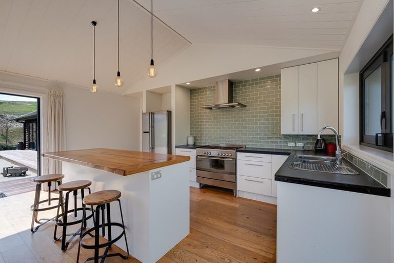 Photo of property in 82 Threepwood Road, Lake Hayes, Queenstown, 9371