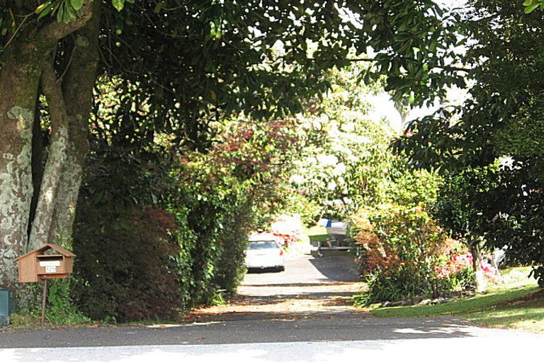 Photo of property in 129 Kawaha Point Road, Kawaha Point, Rotorua, 3010