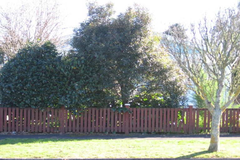 Photo of property in 12 Sunnyside Road, Nawton, Hamilton, 3200