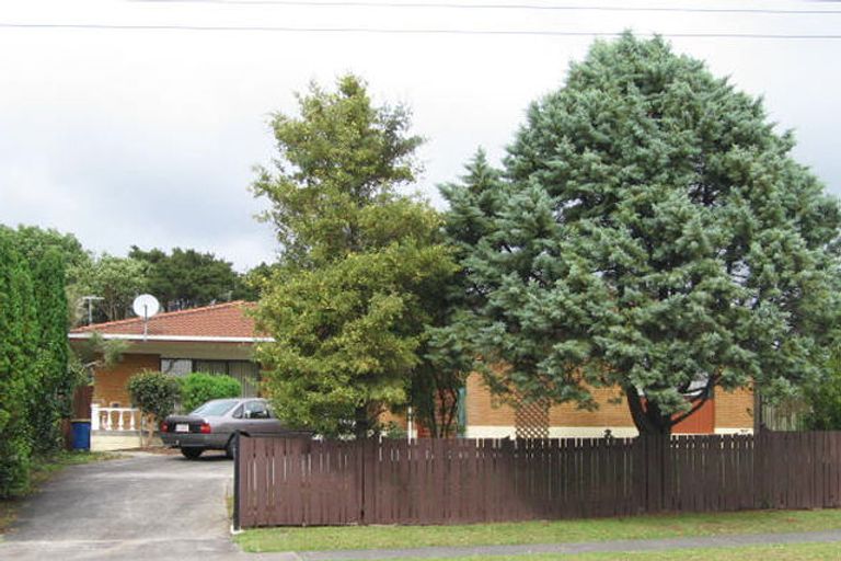 Photo of property in 152 Sturges Road, Henderson, Auckland, 0612