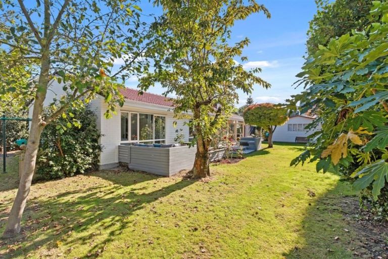 Photo of property in 7a Hidcote Place, Burnside, Christchurch, 8042