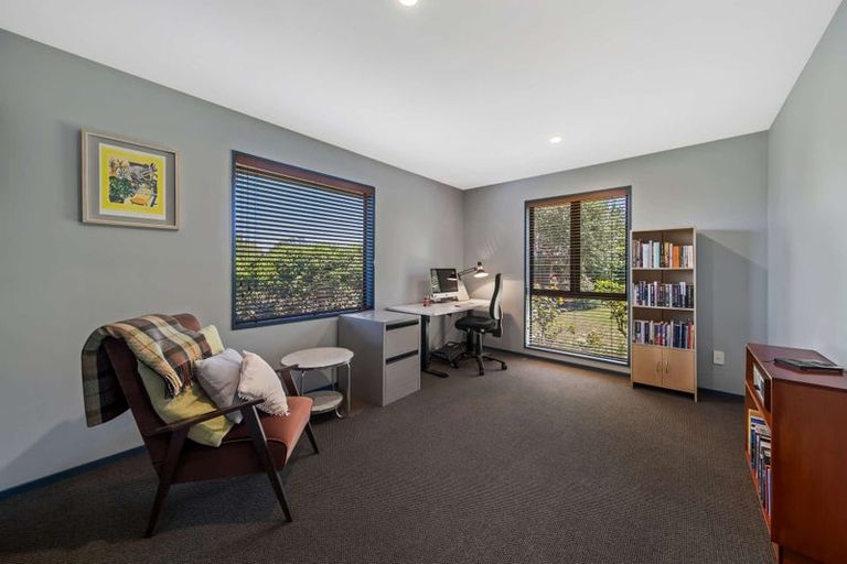 Photo of property in 2 Timbers Lane, Parklands, Christchurch, 8083