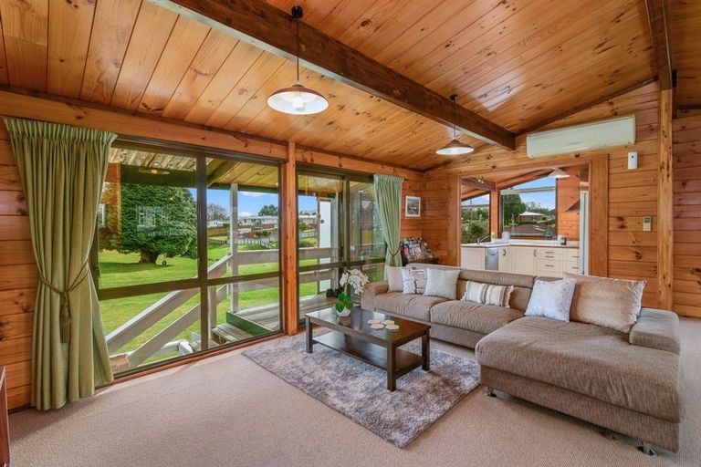 Photo of property in 11a Johnston Crescent, Hillcrest, Rotorua, 3015