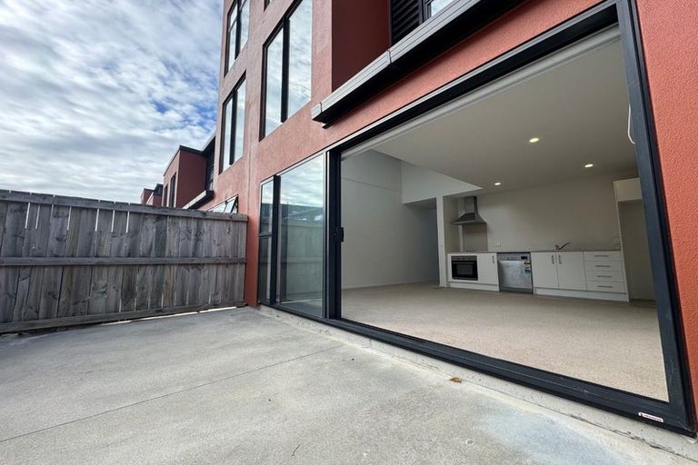 Photo of property in 27/17 Owens Place, Mount Maunganui, 3116