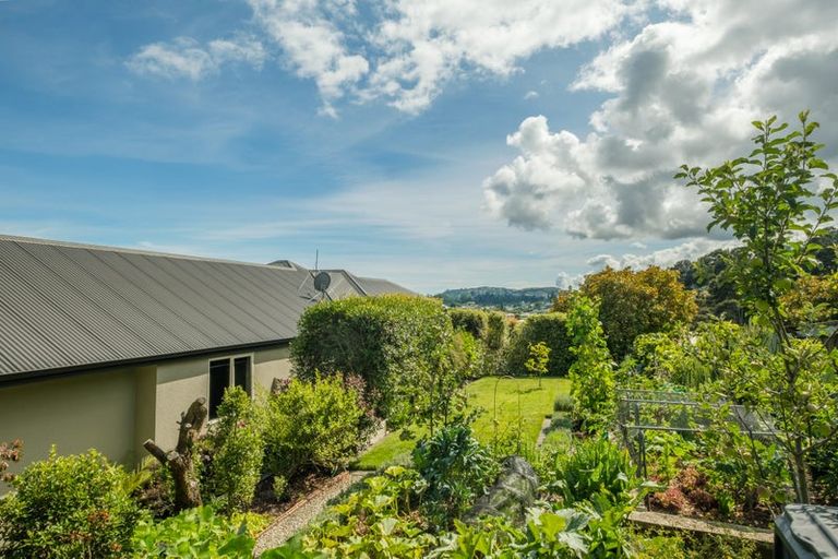 Photo of property in 28 Ballard Drive, Stoke, Nelson, 7011