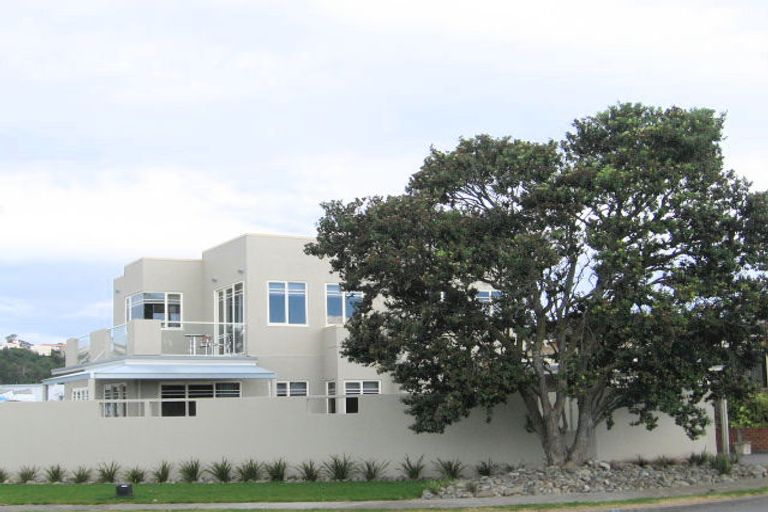 Photo of property in 12 Whakarire Avenue, Westshore, Napier, 4110